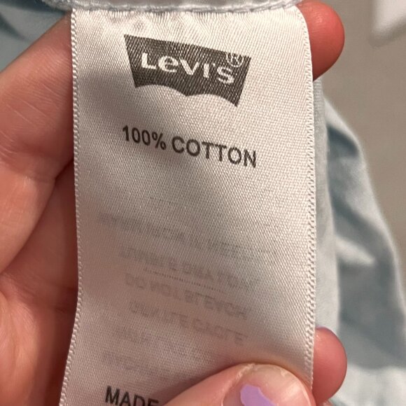 Levi's Denim Button Down | Size S - Picture 3 of 4